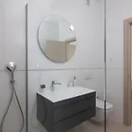 Luxury Dolce Vita, Вилла Севид